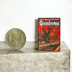 Mini Brands Book Goosebumps